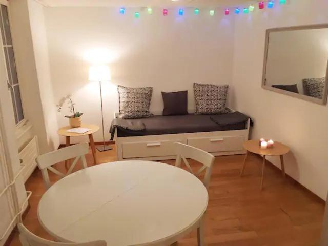 Parking Voiture & Appartement 2Pcs Lausanne Centre Exteriör bild