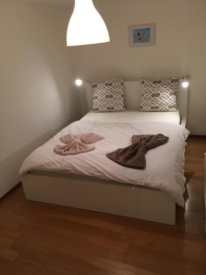 Parking Voiture & Appartement 2Pcs Lausanne Centre Exteriör bild